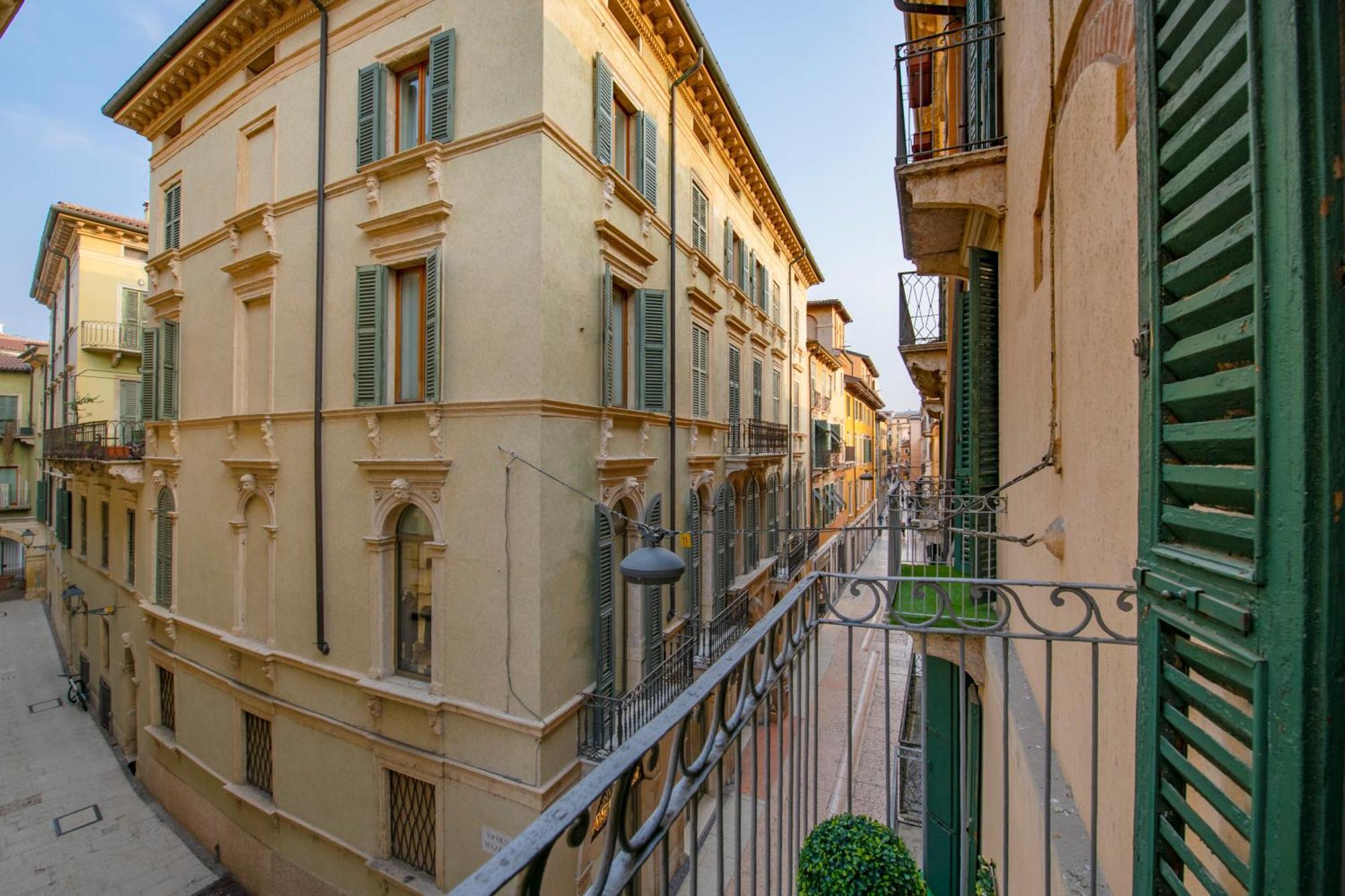 Arena Suite Mazzini Verona Centro المظهر الخارجي الصورة
