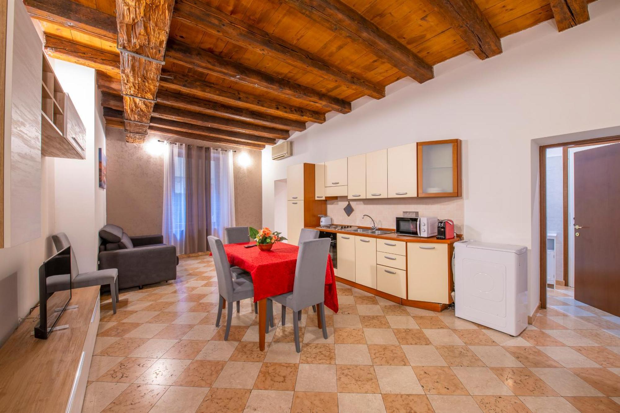 Arena Suite Mazzini Verona Centro المظهر الخارجي الصورة